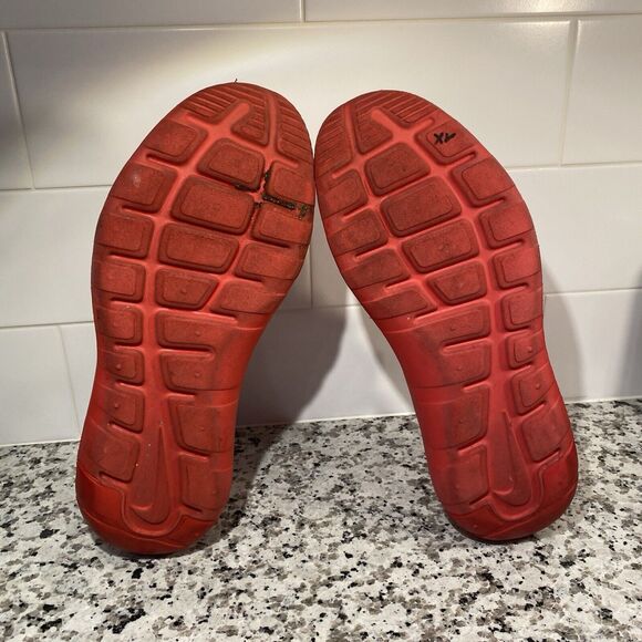 Nike Payaa Premium Lifestyle Shoe 807738 660 Triple Red / Red Men's Size 11 - Picture 6 of 7